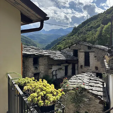 Casetta Immersa Nella Natura Ostana