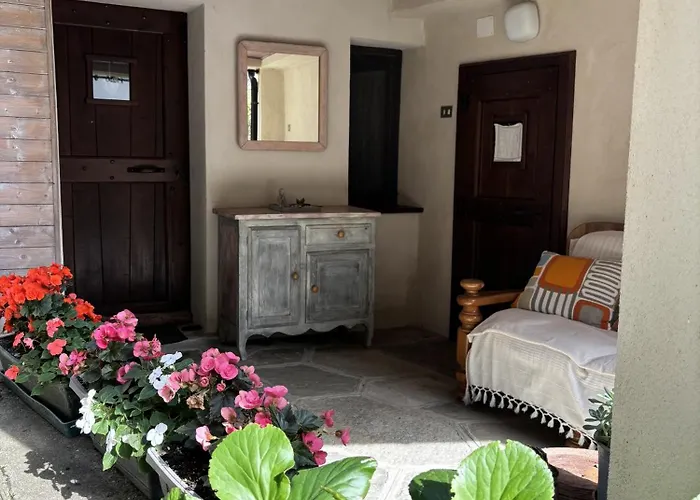 Casetta Immersa Nella Natura Ostana