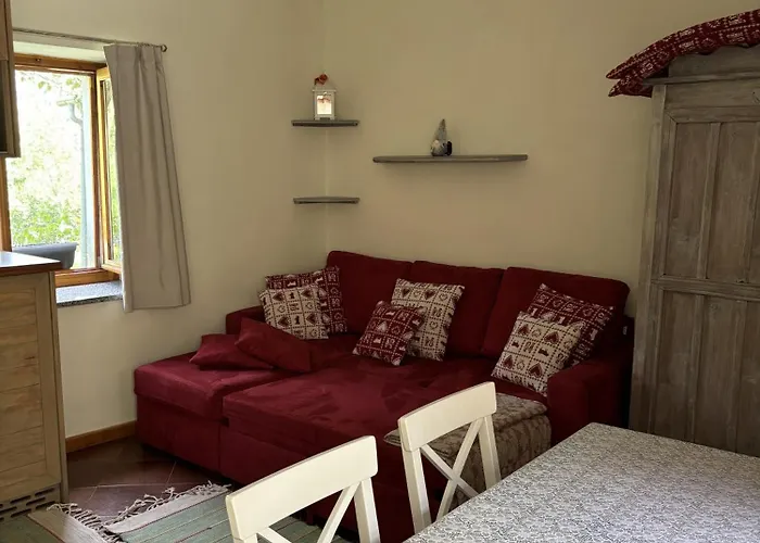 Casetta Immersa Nella Natura Ostana